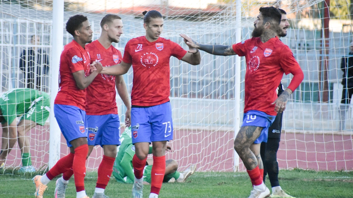 Στο κυνήγι της Καλαμάτας ο Πανιώνιος, 3-0 εκτός έδρας τον Παναργειακό