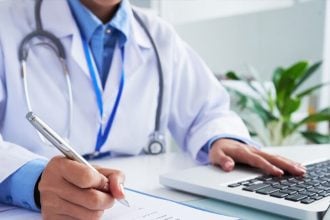 Πανελλήνιος Ιατρικός Σύλλογος: Άδικο και ανήθικο το clawback