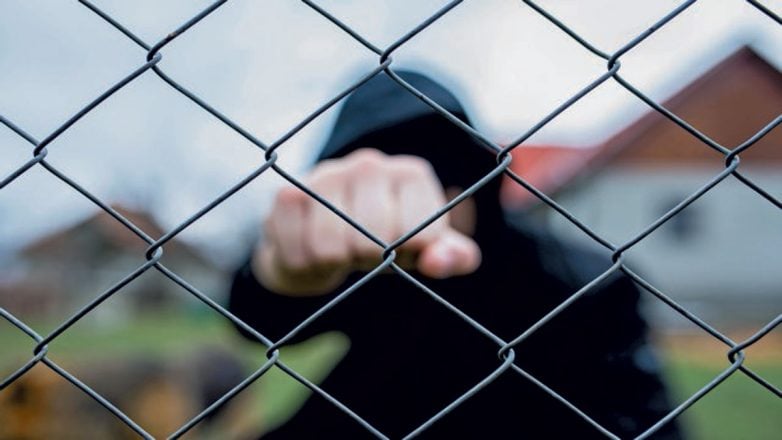 Άγριος ξυλοδαρμός και απαγωγή 16χρονου