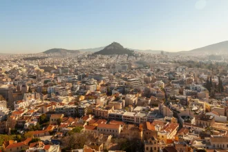 Μείωση των δημοτικών τελών καθαριότητας και φωτισμού για το 2026 ζητά η ΠΟΜΙΔΑ