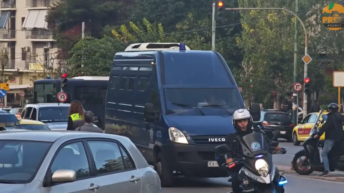 Υπό δρακόντεια μέτρα η δίκη για τη δολοφονία του 54χρονου τοπογράφου στο Ψυχικό