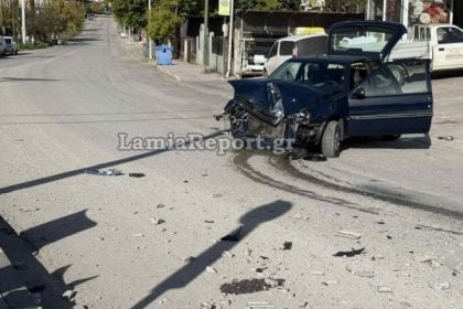 Αυτοκίνητο έπεσε σε κολόνα και διαλύθηκε