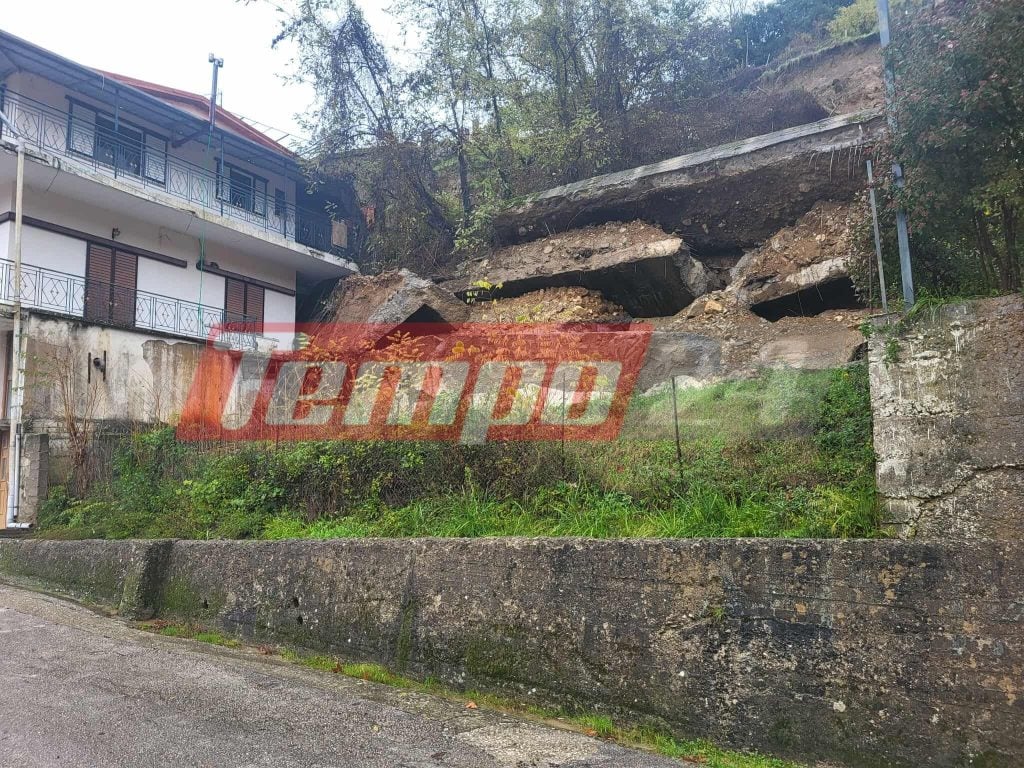 Κακοκαιρία: Εικόνες ΣΟΚ στα Τζουμέρκα - Σπίτια καταρρέουν - Οι κάτοικοι τα εγκαταλείπουν - ΦΩΤΟ