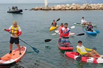 Πάτρα: Κωπηλασία για τα 17 παιδάκια που “‘έφυγαν” αλλά χάρισαν ζωή – Συγκινητική εκδήλωση ΦΩΤΟ