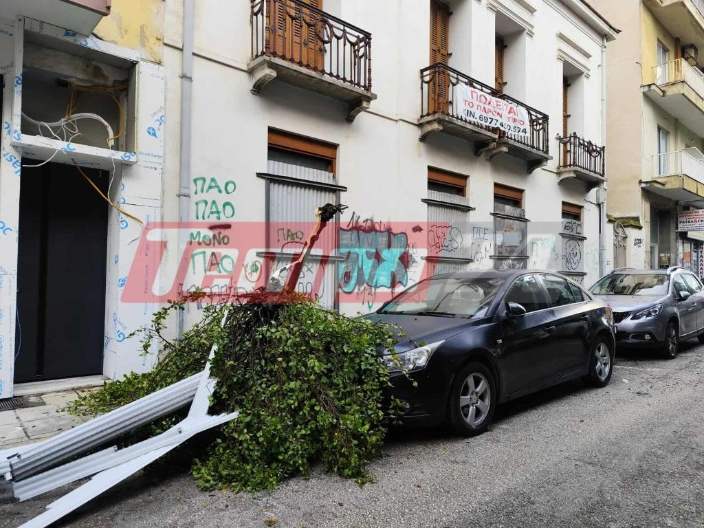 Ανεμοστρόβιλος "χτύπησε" την Πάτρα – Έπεσαν δένδρα, έσπασαν τζαμαρίες (ΦΩΤΟ)