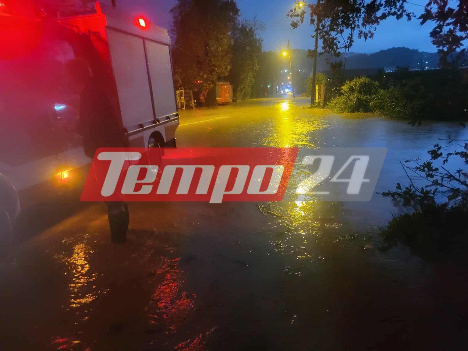 Κακοκαιρία στη Δυτική Ελλάδα: «Βιβλική καταστροφή» από τις πλημμύρες - Κατολισθήσεις, εγκλωβισμοί και διακοπές ρεύματος