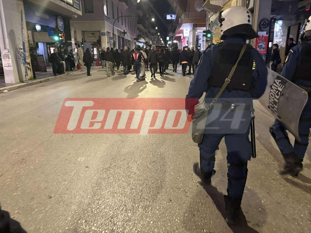 Πάτρα: Ολοκληρώθηκε η πορεία από το παράρτημα για το Πολυτεχνείο (ΦΩΤΟ)