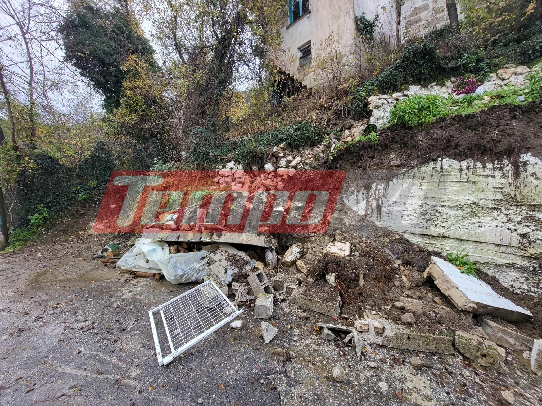 Aποστολή του Tempo24.News στα Τζουμέρκα: Καταστροφές σε σπίτια, άνοιξαν στα δύο οι δρόμοι - Δραματική επιχείρηση απεγκλωβισμού από την ΕΜΑΚ (ΦΩΤΟ & ΒΙΝΤΕΟ)