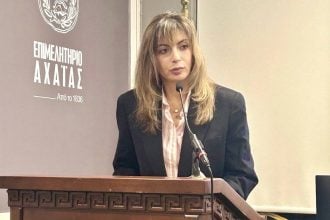 Η Αντιδήμαρχος Βίβιαν στην παρουσίαση της νέας εφαρμογής TAXI PATRAS 18300