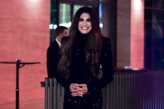 «Γεια σας Ελλάδα!», έγραψε στα ελληνικά η Κίμπερλι Γκίλφοϊλ μετά την άφιξή της