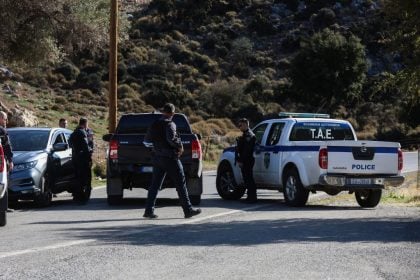 Βορίζια: «Χτενίζουν» την Κρήτη οι αστυνομικοί για τον εντοπισμό των τριών αδελφών πουμετείχαν στο μακελειό – Σήμερα η κηδεία της 56χρονης