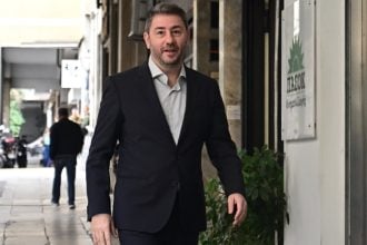 Ανδρουλάκης: Η χώρα χρειάζεται πολιτική αλλαγή, σοβαρό προοδευτικό πρόγραμμα και πολιτικό ήθος