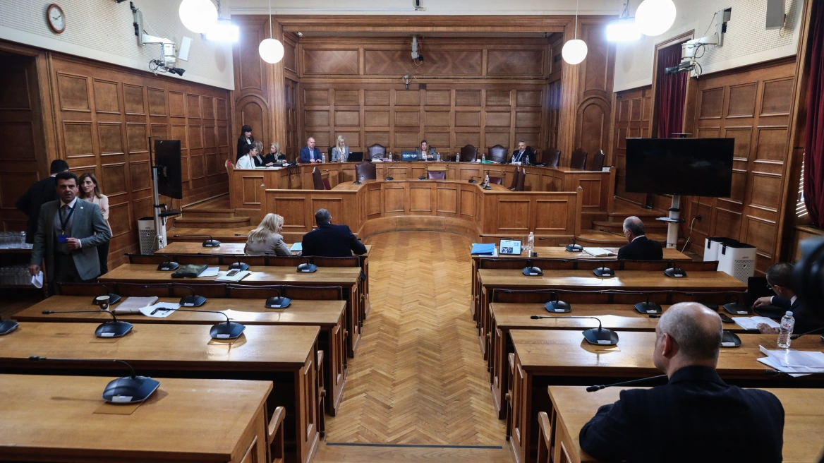 Την Πέμπτη η κατάθεση του «Φραπέ» και του «Χασάπη» στην Εξεταστική για τον ΟΠΕΚΕΠΕ