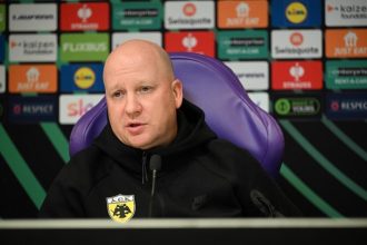 Νίκολιτς: «Θα κάνουμε ένα μικρό rotation με τη Φιορεντίνα - Μου αρέσει να παίζω με δύο φορ, αλλά τώρα έχω μόνο δύο»