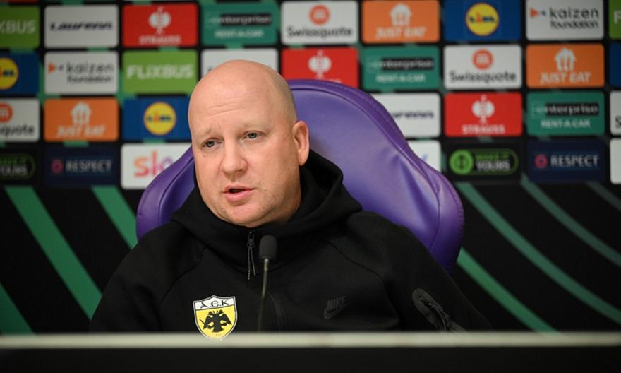 Νίκολιτς: «Θα κάνουμε ένα μικρό rotation με τη Φιορεντίνα - Μου αρέσει να παίζω με δύο φορ, αλλά τώρα έχω μόνο δύο»