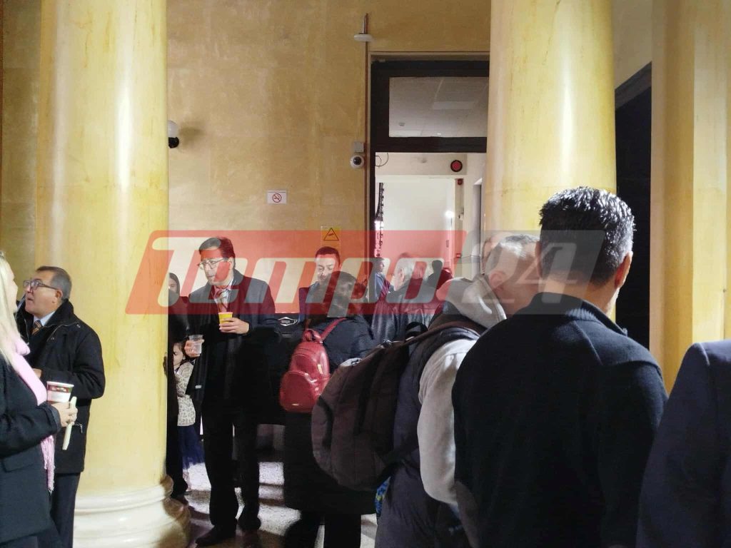 Στις κάλπες σήμερα οι Πατρινοί δικηγόροι - Εκλέγουν νέο πρόεδρο και διοίκηση - Αθρόα η συμμετοχή - ΦΩΤΟ