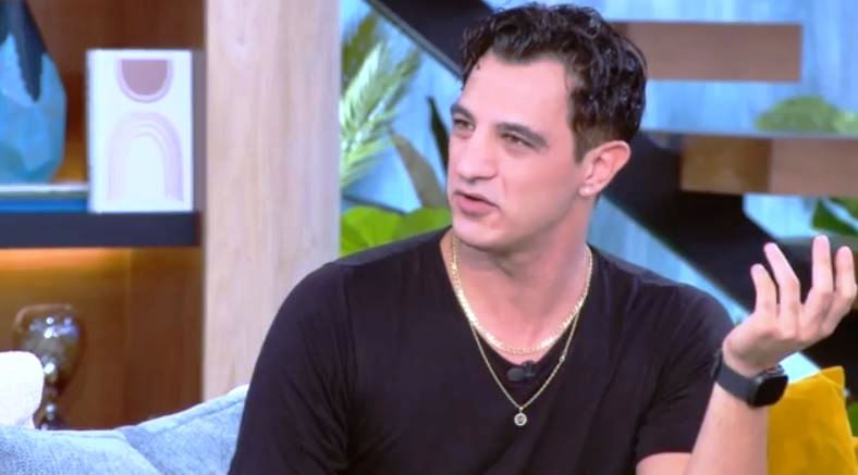 Δήμος Αναστασιάδης: «Δεν συμβιβάζομαι ώστε να ρίξω την τέχνη μου»