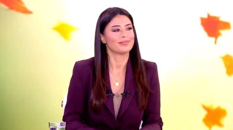 Αφροδίτη Λατινοπούλου: «Υπάρχει εμβόλιο δωρεάν στην Ευρώπη για την ευλογιά και η κυβέρνηση λέει ψέματα»