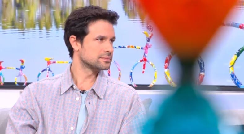 Ορφέας Αυγουστίδης: «Προσπαθώ να είμαι κοντά σε αυτό που είμαι, να μην καμώνομαι»