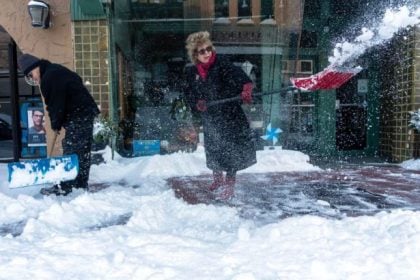 Ρεκόρ ψύχους στις ΗΠΑ: Οι «χιονοθύελλες λίμνης» και τα παγωμένα ιγκουάνα – ΦΩΤΟ, ΒΙΝΤΕΟ