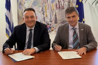 Υπογραφή Πρωτοκόλλου Συνεργασίας μεταξύ του Ελληνικού Ανοικτού Πανεπιστημίου και του Υπουργείου Παιδείας