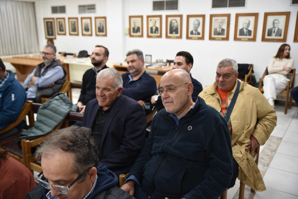 Εξήντα κείμενα για την ταυτότητα της Πάτρας - Παρουσιάστηκε το βιβλίο του δημοσιογράφου Διονύση Ζακυνθινού (ΦΩΤΟ)