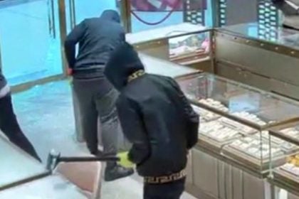 Κι άλλη προφυλάκιση για την κινηματογραφική διάρρηξη σε κοσμηματοπωλείο της Αμαλιάδας