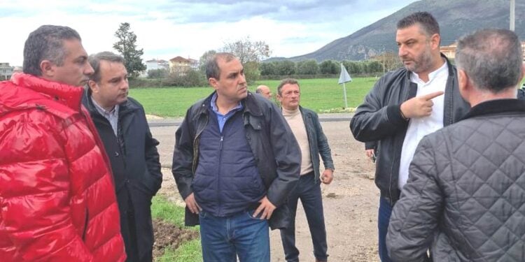 Κακοκαιρία: Επίσκεψη του Υφυπουργού Κλιματικής Κρίσης και Πολιτικής Προστασίας, Κ. Κατσαφάδου στην πληγείσα περιοχή της Βόνιτσας