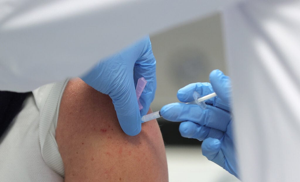 Εκδήλωση για τους εμβολιασμούς από την Εταιρεία Γηριατρικής και Γεροντολογίας