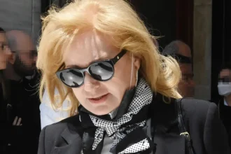 Αγγελική Νικολούλη: Το «ευχαριστώ» για τον θάνατο της μητέρας της – Χωρίς «Φως στο Τούνελ» την Παρασκευή