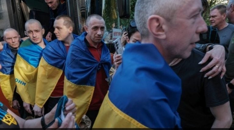 Ουκρανία και Ρωσία συμφώνησαν στην επανάληψη της ανταλλαγής 1.200 αιχμαλώτων πολέμου