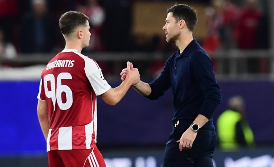 Αποθέωσε Μουζακίτη ο Αλόνσο: «Πολύ ταλαντούχος, θα συνεχίσουμε να τον παρακολουθούμε»