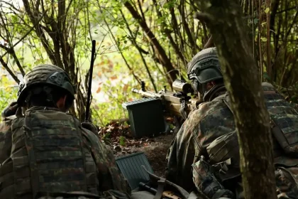 Γερμανία και Πολωνία προειδοποιούν για ρωσική επίθεση και ζητούν από την Ευρώπη να προετοιμαστεί για πόλεμο!