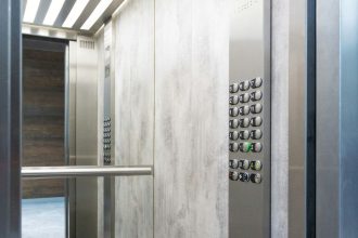 Αυτή είναι η νέα καταληκτική ημερομηνία για την απογραφή των ανελκυστήρων