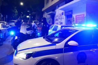 Πάτρα: Άγρια επίθεση νεαρών σε ντιλιβερά τη νύχτα