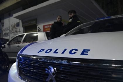 13χρονος είπε σε 21χρονο ότι έχει μαχαίρι και του πήρε το πατίνι του