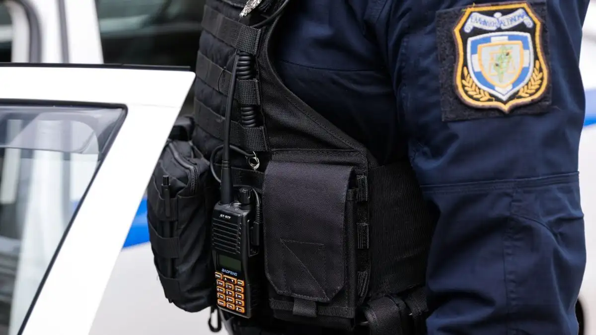 Επιτέθηκε και τραυμάτισε αστυνομικό που προσπάθησε να τον ελέγξει