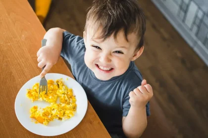 Το πασίγνωστο τρόφιμο που μπορεί να βοηθήσει τα παιδιά να ψηλώσουν