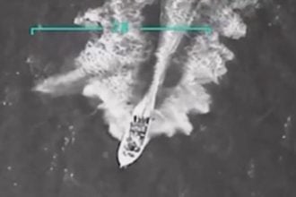 Καραϊβική: Νέα επίθεση των αμερικανικών σε σκάφος που φέρεται να διακινούσε ναρκωτικά – Τρεις νεκροί ΒΙΝΤΕΟ