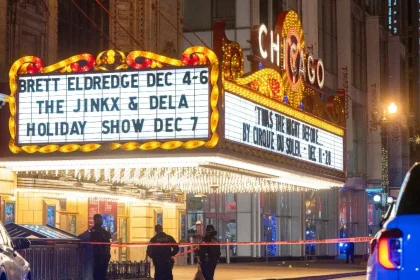 Σικάγο: Πυροβολισμοί σε χριστουγεννιάτικη αγορά – Νεκρός ένας 14χρονος και 8 τραυματίες