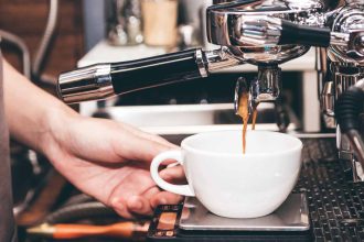 Πάτρα: Το φθηνότερο εσπρέσο της χώρας - Έρευνα στις μεγάλες πόλεις