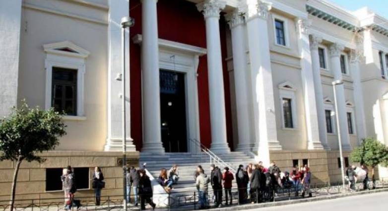 Πάτρα: Δίωρη αποχή σήμερα των δικηγόρων από τα ακροατήρια