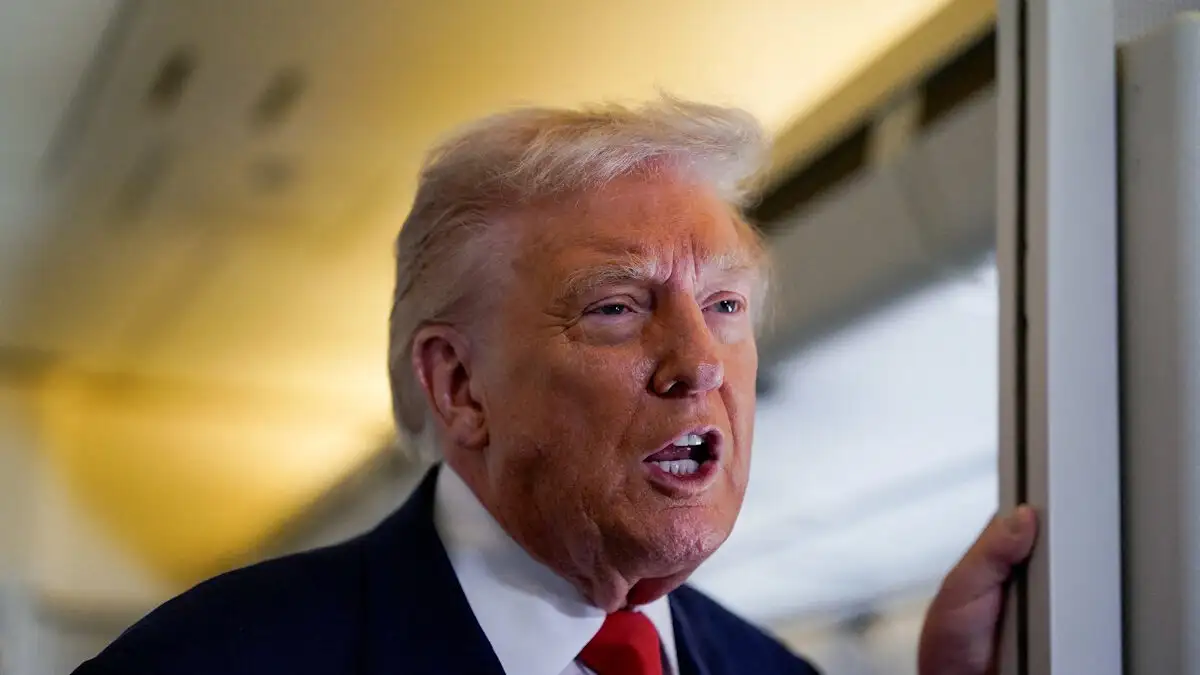 Η δημοσιογράφος που είπε «γουρούνα» ο Τραμπ «πήγαινε γυρεύοντας» λέει ο Λευκός Οίκος