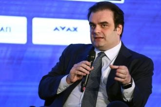 Πιερρακάκης: «Η ανάπτυξη στην Ελλάδα υπερβαίνει τον μέσο όρο της Ευρωζώνης»