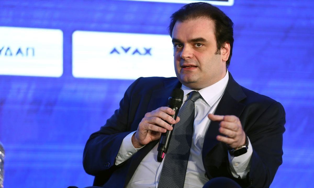 Πιερρακάκης: «Η ανάπτυξη στην Ελλάδα υπερβαίνει τον μέσο όρο της Ευρωζώνης»