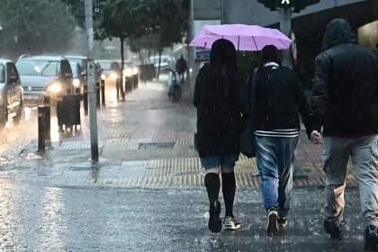 Θα ενταθούν οι καταιγίδες στη Δυτική Ελλάδα – Νέο έκτακτο δελτίο από την ΕΜΥ