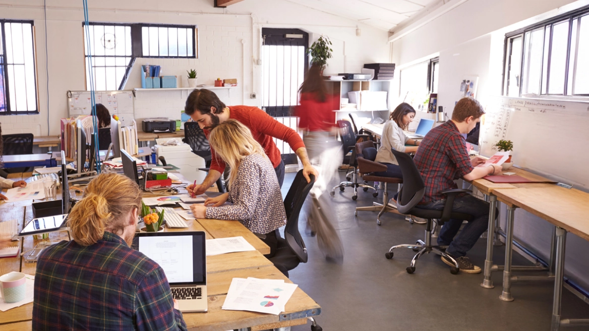 Πολυετές Πρόγραμμα 2026-2029: 148.500 νέες προσλήψεις στο Δημόσιο - Τι προβλέπει για μισθούς, συντάξεις και τιμές