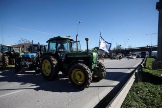 Οι αγρότες ανακοίνωσαν μπλόκα στις εθνικές οδούς – Κλείνουν λιμάνια και τελωνεία από τις 30 Νοεμβρίου