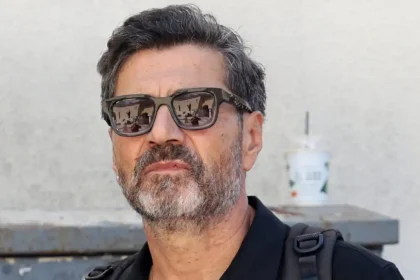 Κώστας Φαλελάκης: Αν ως ομοφυλόφιλος δεν έχεις σύμφωνο συμβίωσης ή γάμο, κάποιος μπορεί να σε χλευάσει