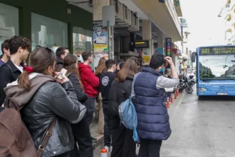 Η ΠΑΣΠ ΑΕΙ Πάτρας συγκέντρωσε 1000 υπογραφές για την επιδότηση του φοιτητικού εισιτηρίου